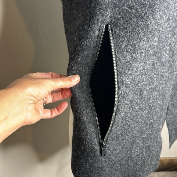 Peace by VSP Vest Unique style Size Medium - Picture 6 of 10